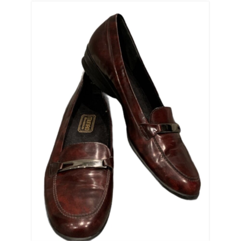 Munro‎ American Brook Patent Leather Loafers Sz 9M Cordovan Silver Bar #223E